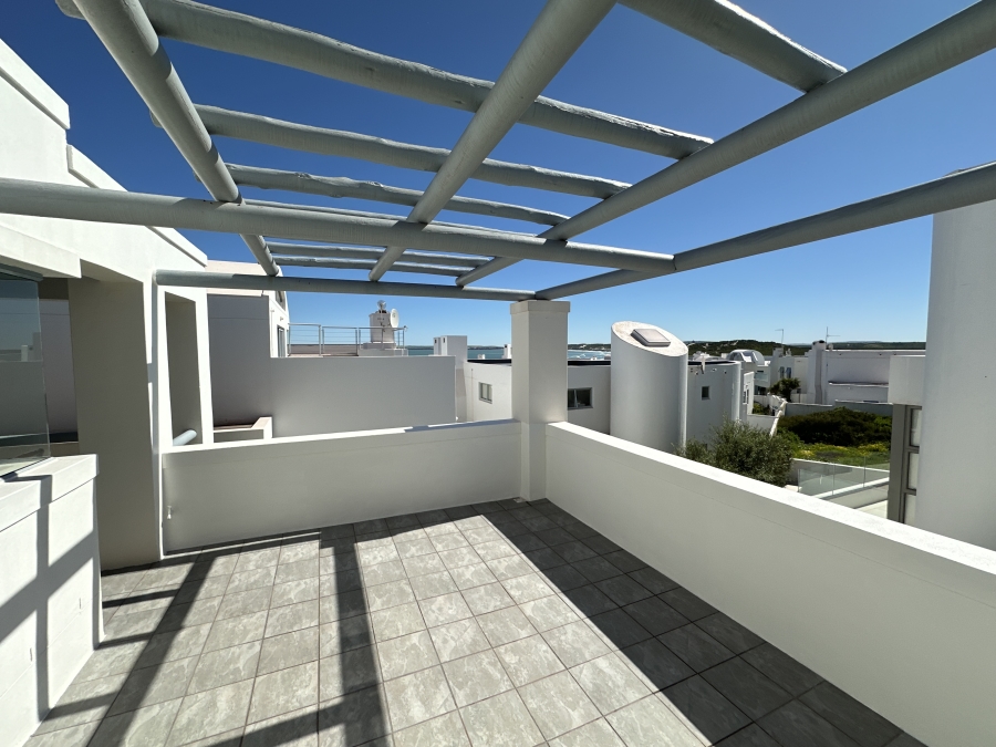 4 Bedroom Property for Sale in Paradise Beach Western Cape